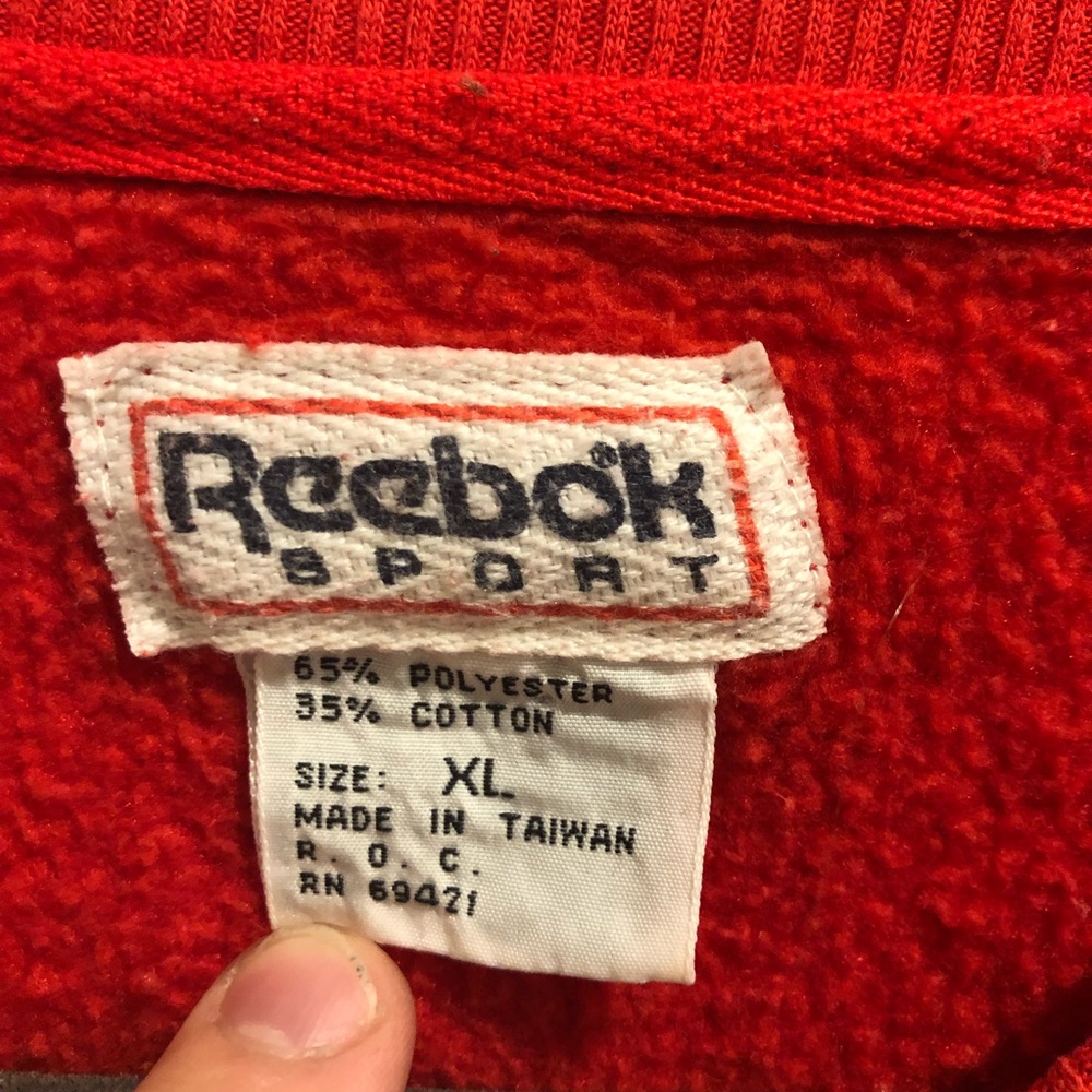 Reebok Vintage Red Large Logo Crewneck Sweatshirt - Picture 5 of 6
